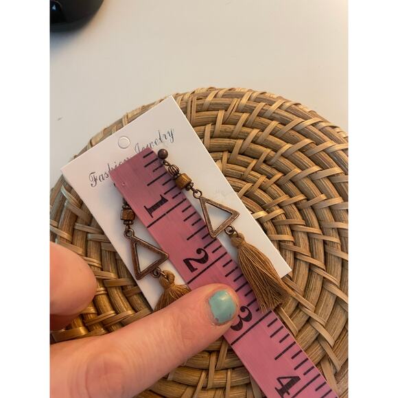 NWT Triangle Tassel Earrings Copper Tan Dangle Geo Boho Bohemian Western Beaded - Picture 6 of 6